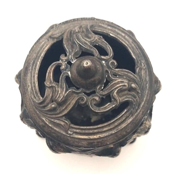 Vintage Pewter Pastoral Trinket Dish 3 Legs w/ Lid Jewelry - Picture 5 of 11